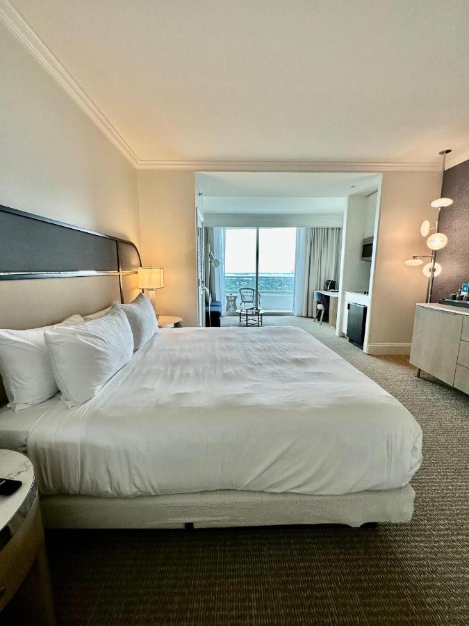 Fontainebleau Miami Beach,Tresor Bagian luar foto