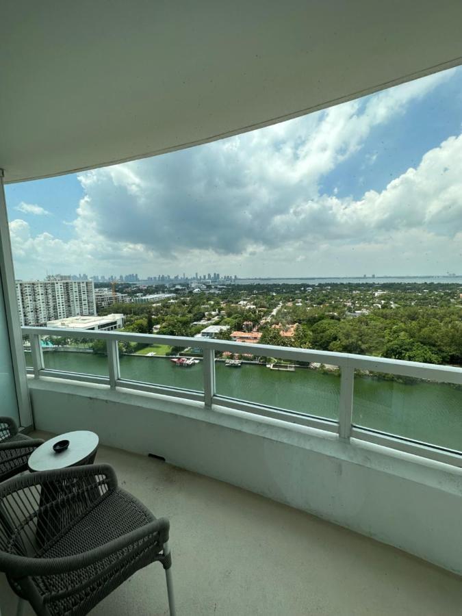 Fontainebleau Miami Beach,Tresor Bagian luar foto