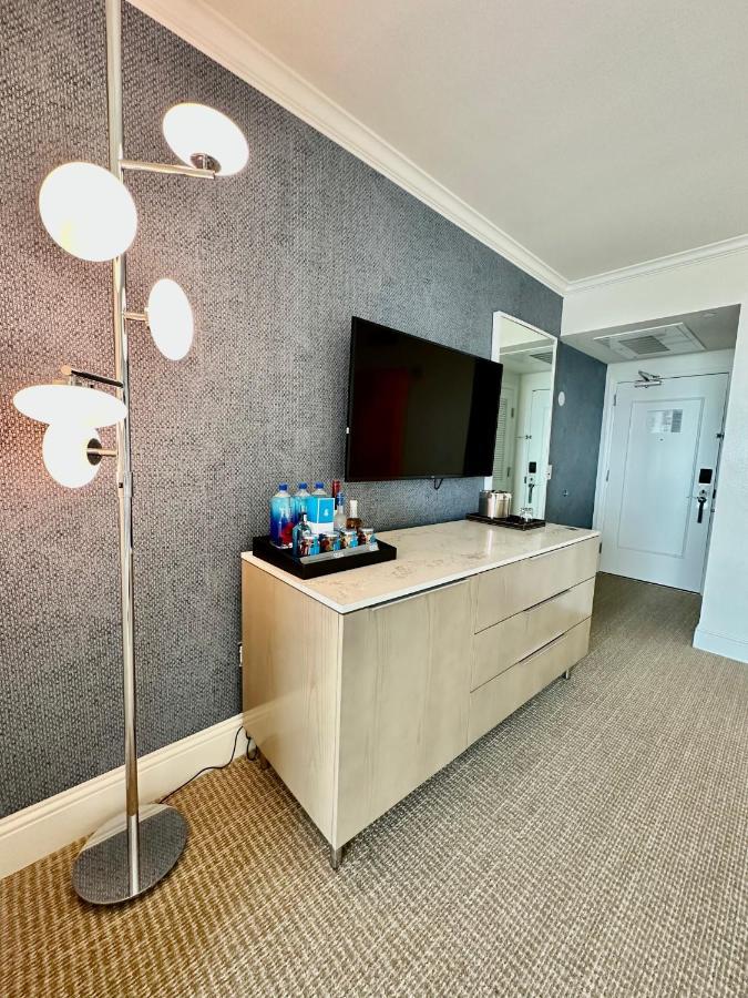 Fontainebleau Miami Beach,Tresor Bagian luar foto
